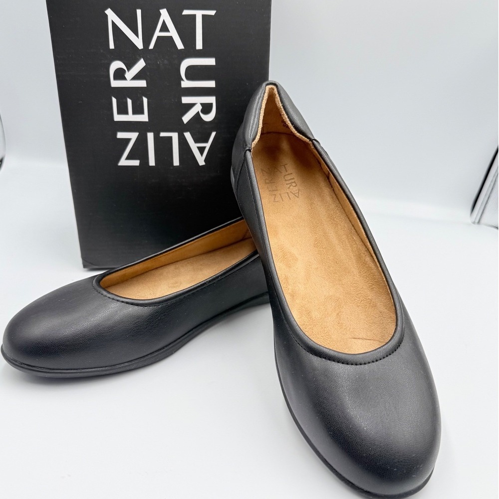 Naturalizer Flexy Women's 8.5 W Black Leather Ballet Flats Comfort Shoes w/ Box